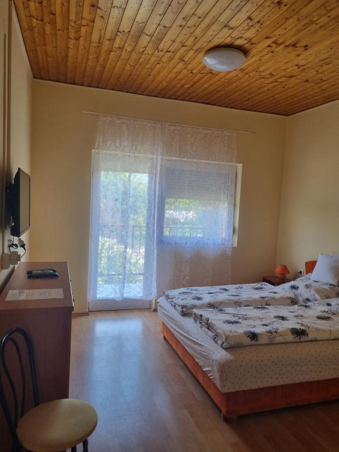 Lilian Apartmanhaz Apartment