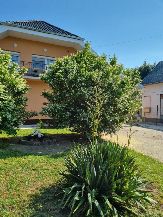 Lilian Apartmanhaz Apartament Siófok