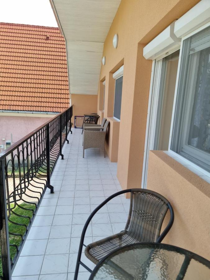 Lilian Apartmanhaz Apartment *